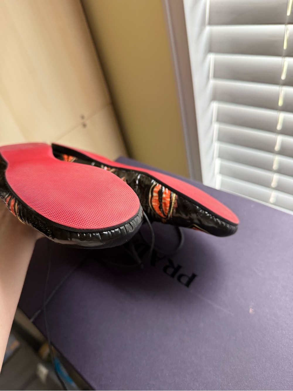 Prada Lips Print Lace-Up Shoes – Size 37 👠🖤🧡 - Picture 4 of 11